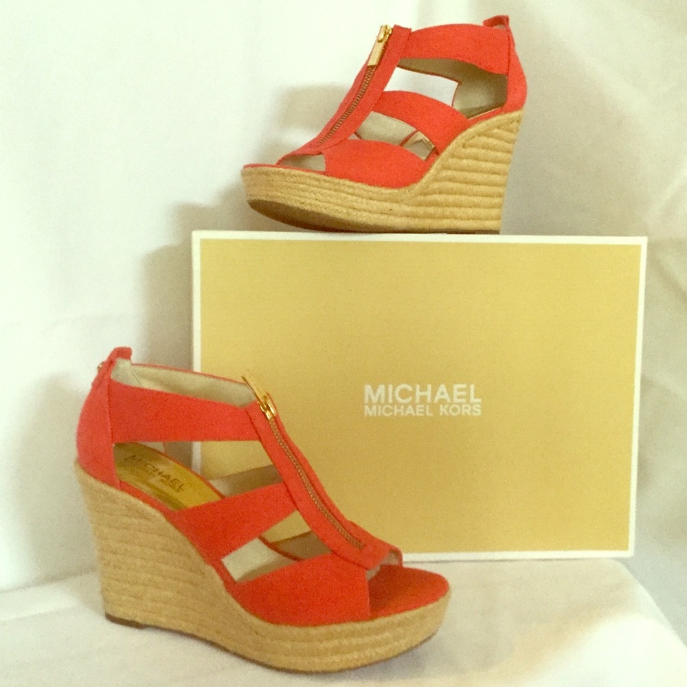 Michael Kors Damita Wedge (Watermelon)